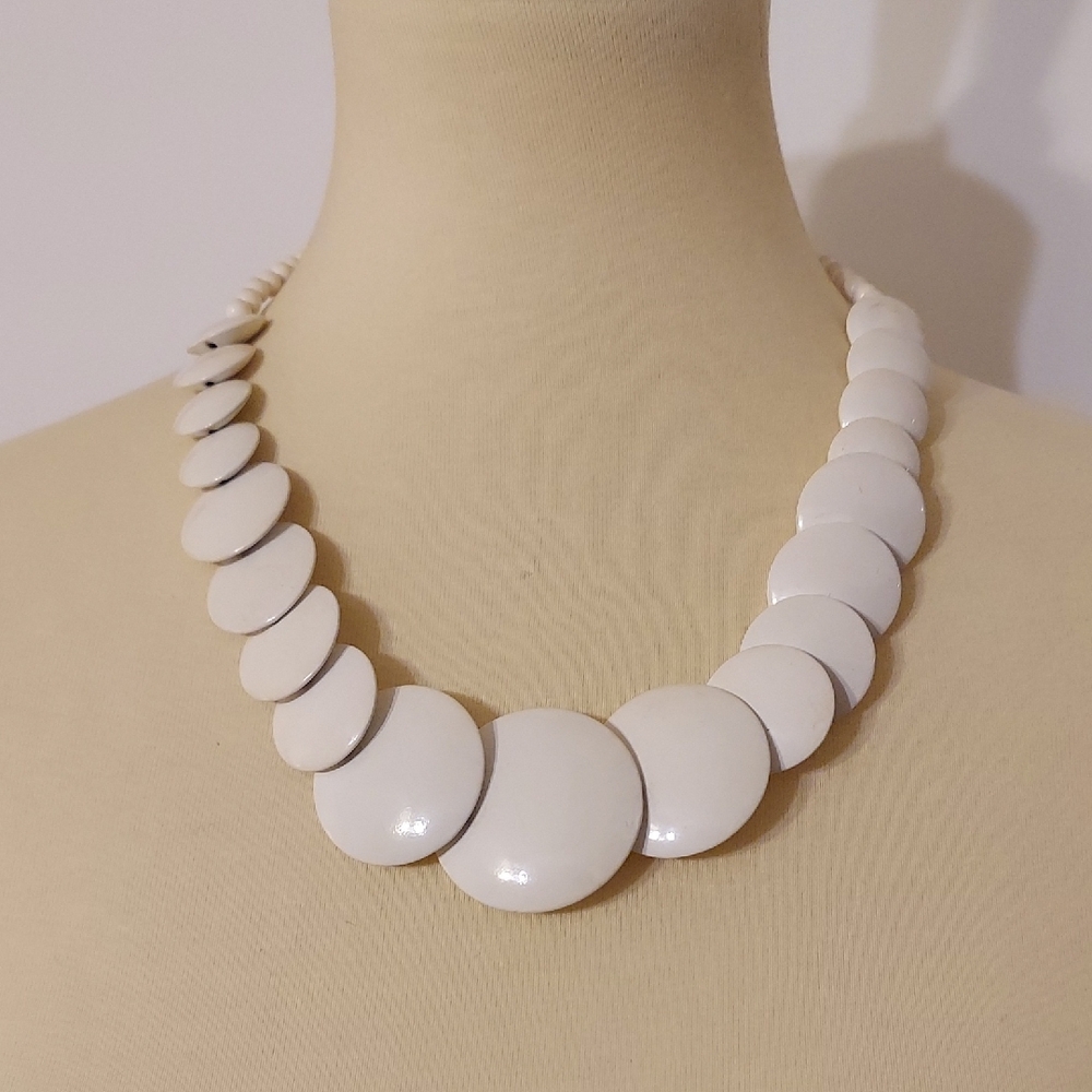 ‼️3 for $20‼️  Modern White Statement Necklace with Glossy Discs